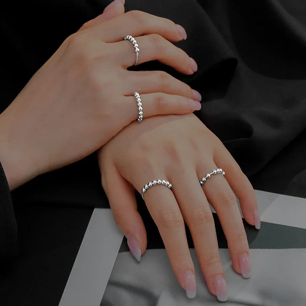 Auralis Ring - Eleganz trifft Gelassenheit. AURAI-Ring